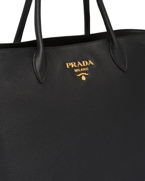 borsa shopping prada tessuto outlet|borse in pelle prada.